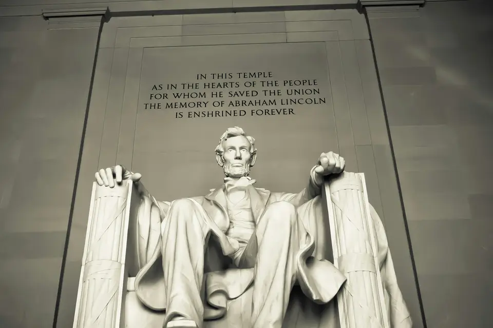 Abraham Lincoln statue — Washington, DC